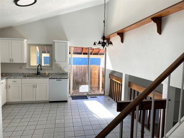 4865 S Espana Lane, Centennial, CO 80015