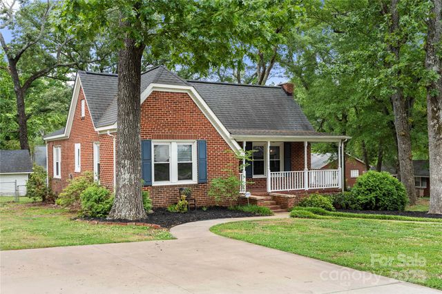 725 W Graham Street, Shelby, NC 28150
