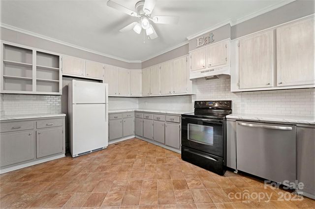 725 W Graham Street, Shelby, NC 28150
