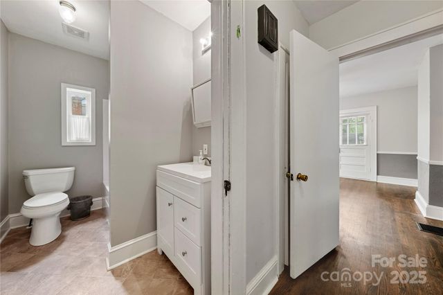 725 W Graham Street, Shelby, NC 28150