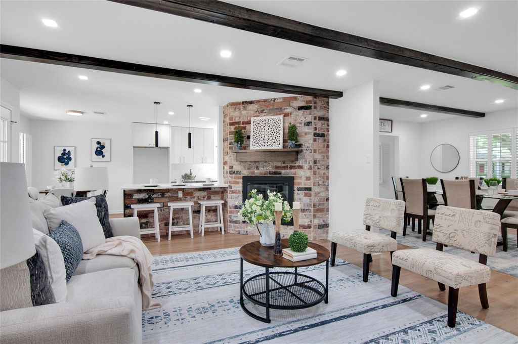 12706 Westleigh Drive, Houston, TX 77077