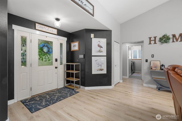 100 E Cardinal Court, Allyn, WA 98524