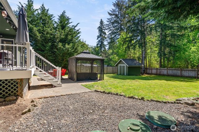 100 E Cardinal Court, Allyn, WA 98524