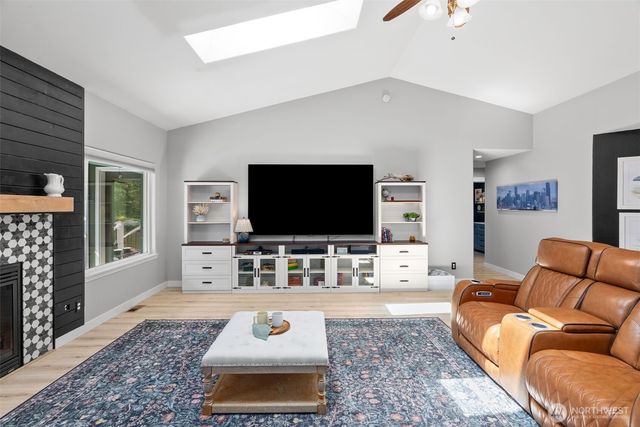 100 E Cardinal Court, Allyn, WA 98524