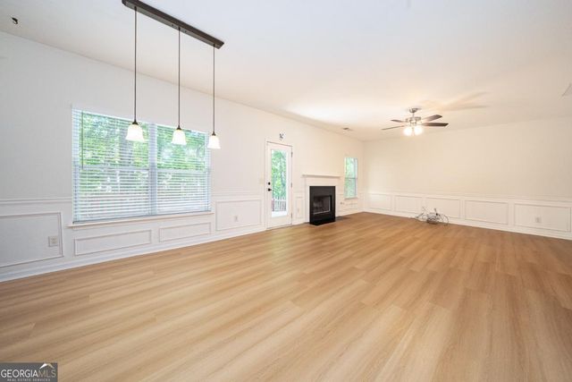 715 Moonlight Way, Suwanee, GA 30024