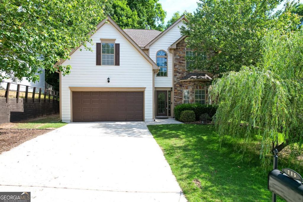 715 Moonlight Way, Suwanee, GA 30024