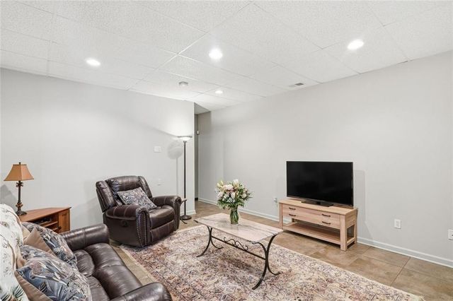 2351 Owens Valley Run, Kennesaw, GA 30152