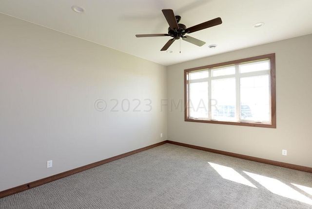 201 EMMA Court, Mapleton, ND 58059