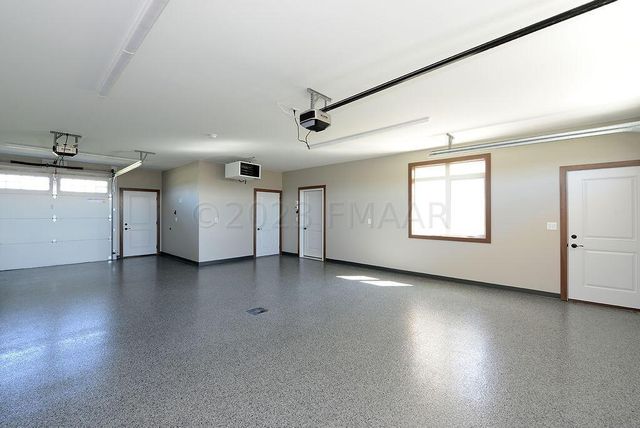 201 EMMA Court, Mapleton, ND 58059