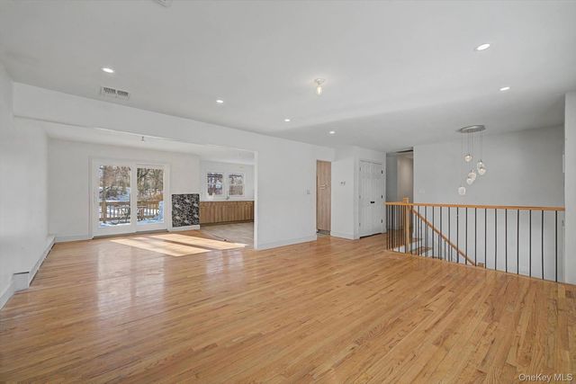 11 Cunningham Drive, Monroe, NY 10950