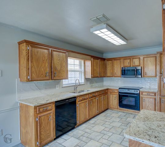 5908 Stockwood Street, Bossier City, LA 71111