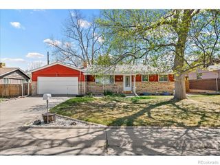 1070 S Garland Way, Lakewood, CO 80226