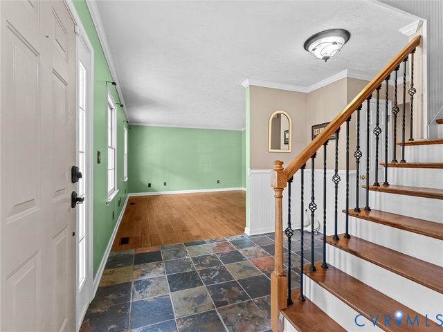 364 Poplar Dr, Louisa, VA 23093