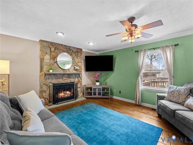 364 Poplar Dr, Louisa, VA 23093