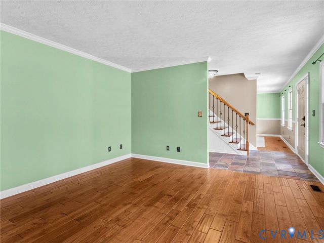 364 Poplar Dr, Louisa, VA 23093