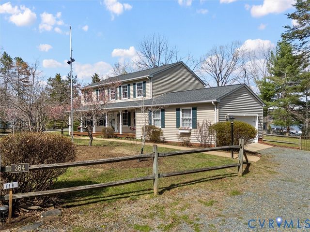 364 Poplar Dr, Louisa, VA 23093