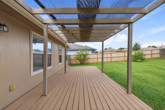 208 Rock Hound LN, Liberty Hill, TX 78642