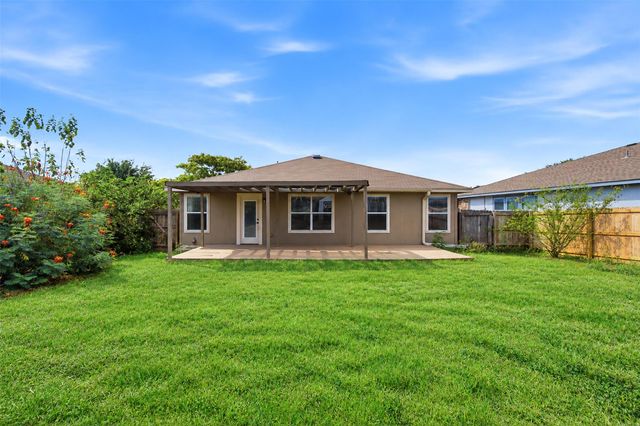 208 Rock Hound LN, Liberty Hill, TX 78642