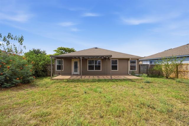 208 Rock Hound LN, Liberty Hill, TX 78642