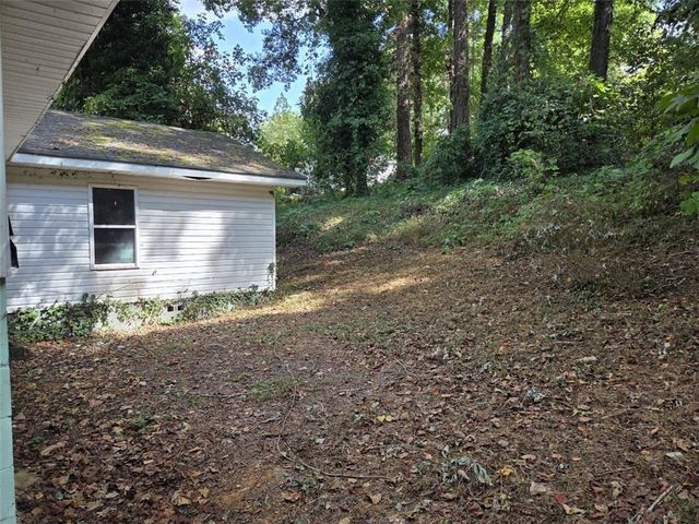 1886 Charles Place NW, Atlanta, GA 30318