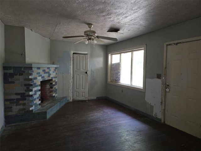 1886 Charles Place NW, Atlanta, GA 30318