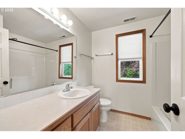 13073 SMOKE TREE Pl, Oregon City, OR 97045