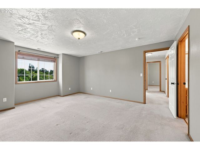 13073 SMOKE TREE Pl, Oregon City, OR 97045