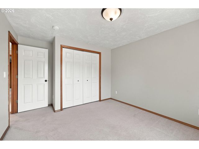 13073 SMOKE TREE Pl, Oregon City, OR 97045