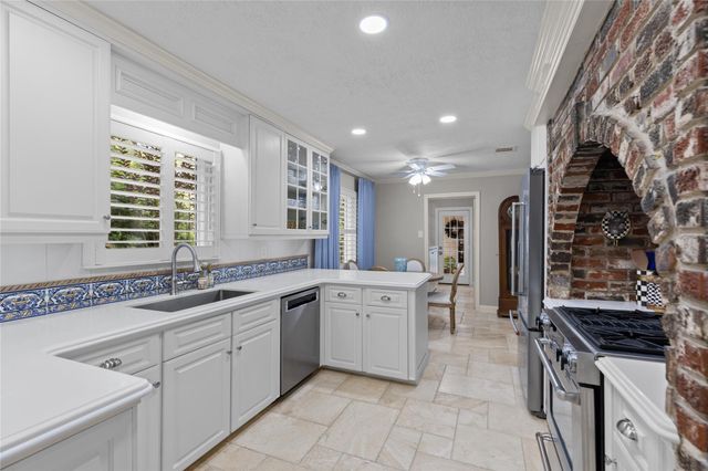 621 Augusta Park, Conroe, TX 77302