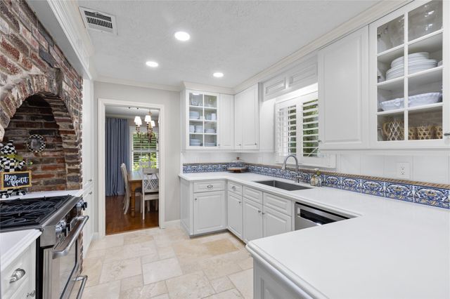 621 Augusta Park, Conroe, TX 77302