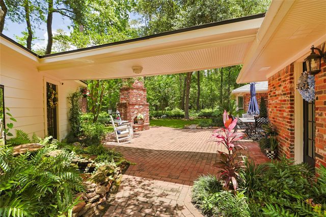 621 Augusta Park, Conroe, TX 77302