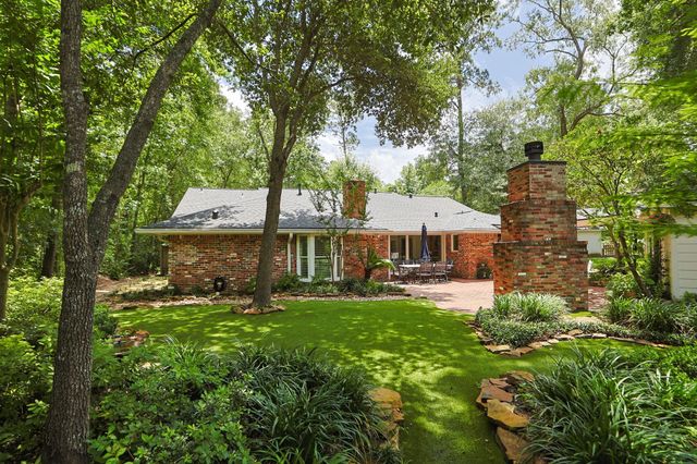 621 Augusta Park, Conroe, TX 77302