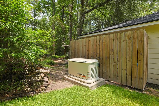 621 Augusta Park, Conroe, TX 77302