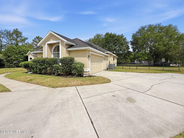 10973 HICKORY TRACE Lane, Jacksonville, FL 32256