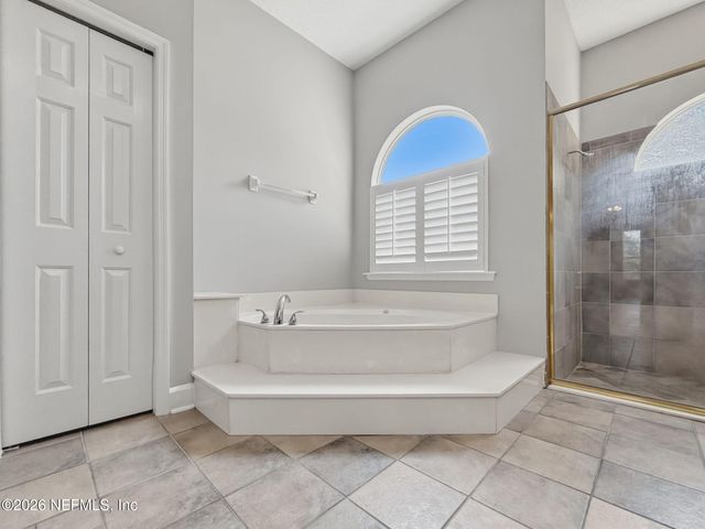 10973 HICKORY TRACE Lane, Jacksonville, FL 32256