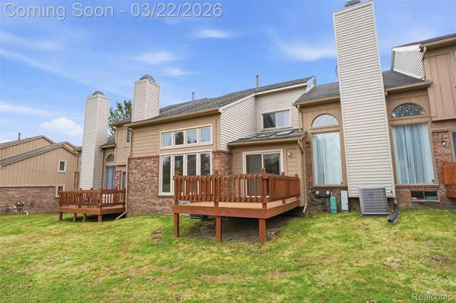 4165 Breckenridge Drive, West Bloomfield Charter Township, MI 48322