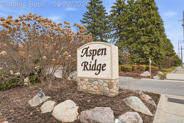 4165 Breckenridge Drive, West Bloomfield Charter Township, MI 48322