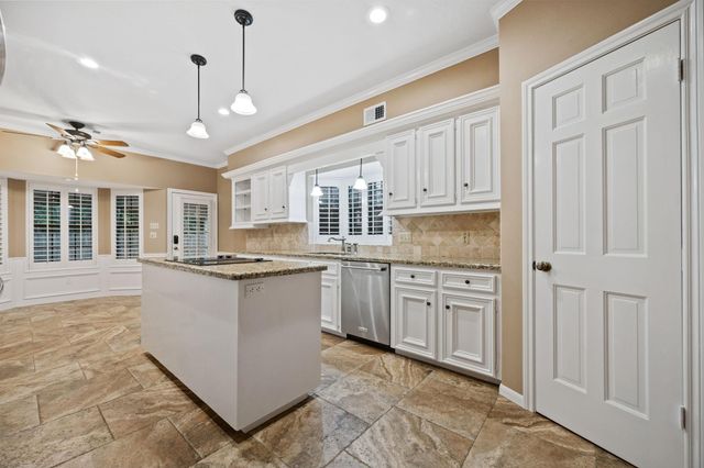 5602 Spring Lodge Drive, Kingwood, TX 77345