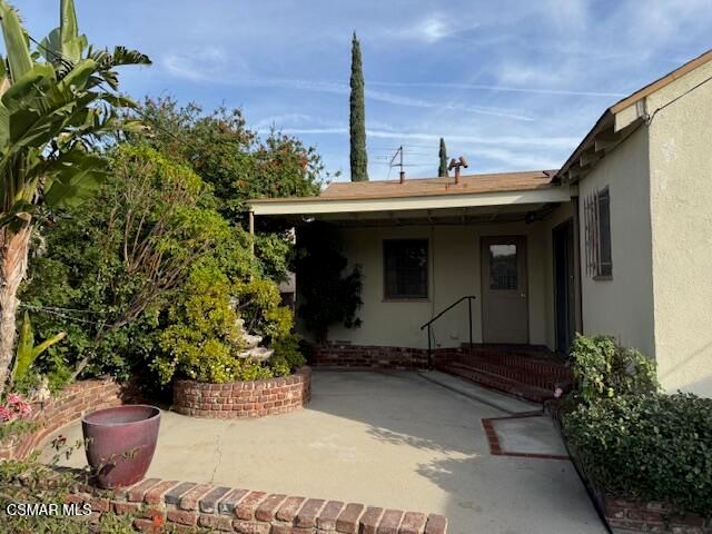 2109 N Lincoln Street, Burbank, CA 91504