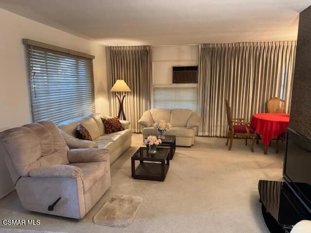 2109 N Lincoln Street, Burbank, CA 91504