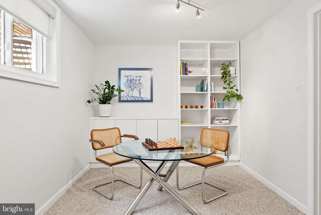 3138 ELLENWOOD DR, Fairfax, VA 22031