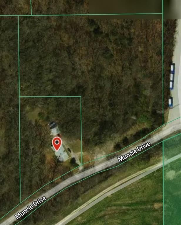 5120 Muncie Drive, Kansas City, KS 66102