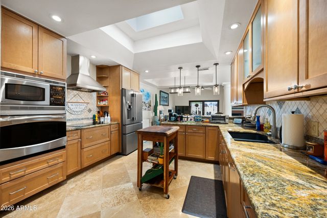 10472 E FANFOL Lane, Scottsdale, AZ 85258