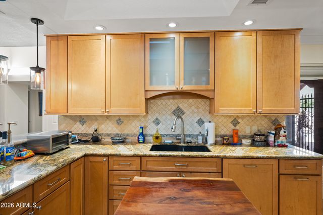 10472 E FANFOL Lane, Scottsdale, AZ 85258