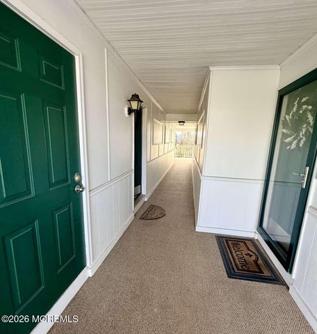 24 Players Circle, Tinton Falls, NJ 07701