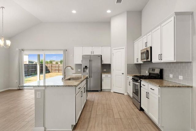 2412 Star Hill Ranch ST, Georgetown, TX 78628