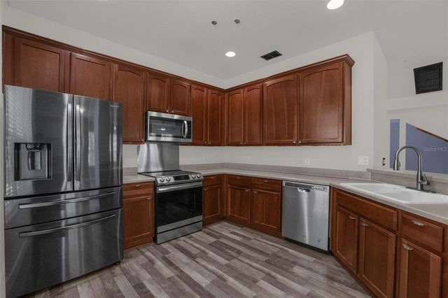 740 ASHWORTH OVERLOOK DRIVE B, Apopka, FL 32712