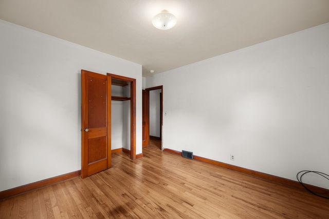 2423 W Locust Street, Davenport, IA 52804