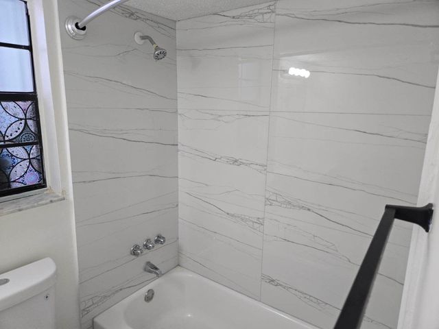 1300 NW 4th Avenue B, Fort Lauderdale, FL 33311