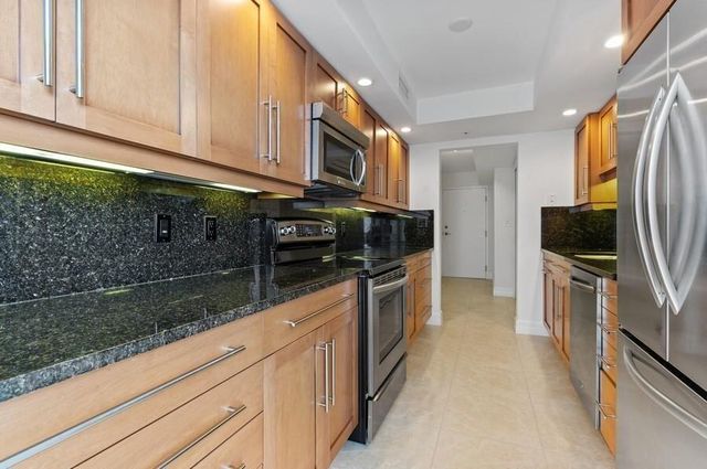 3000 N Ocean Drive 28-A, Singer Island, FL 33404